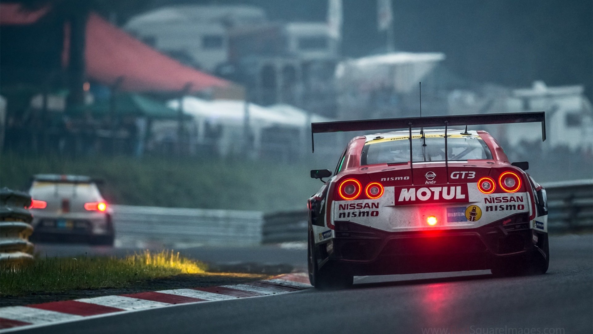 “滑轮运动新风潮!成都赛场见证未来之星的崛起”