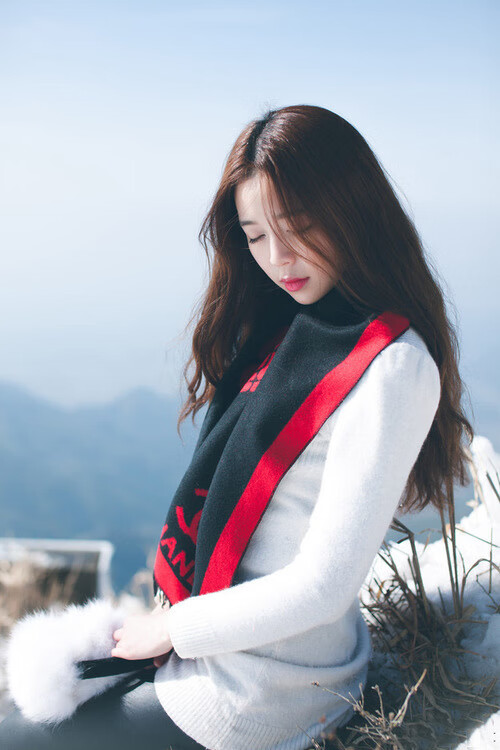 青年球员暑训班吸引海外名师加盟，训练质量提升，篮球青训师